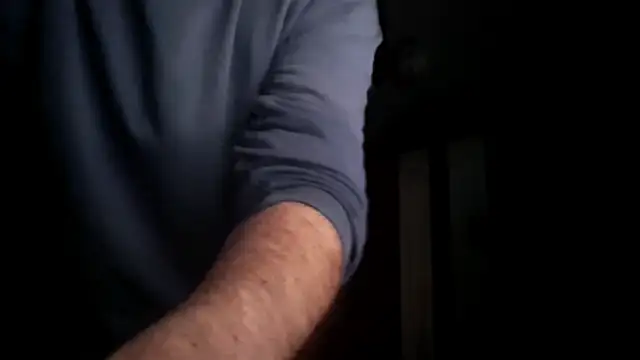 061072Josegl online show from December 21, 2025, 9:44 pm