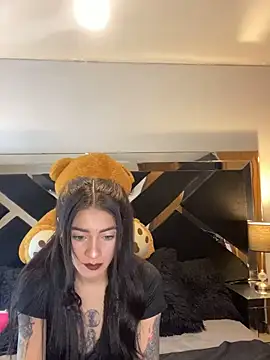 Snapshot of Moon_Magic666 chatting on February 11, 2026, 7:30 pm Moon Magic666 online show from February 11, 2026, 7:30 pm