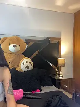 Snapshot of Moon_Magic666 chatting on February 12, 2026, 9:43 pm Moon Magic666 online show from February 12, 2026, 9:43 pm