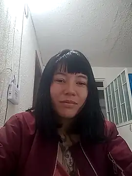 Angeline  Thompson online show from December 16, 2025, 2:16 am