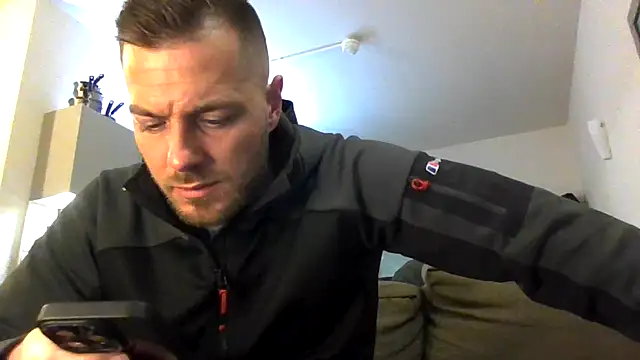 cheekycherryx online show from February 22, 2026, 12:23 am