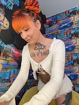 Snapshot of Tattoo__Moon chatting on February 13, 2026, 11:23 pm Tattoo Moon online show from February 13, 2026, 11:23 pm