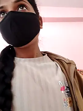 vivi sexe online show from January 7, 2026, 7:44 am