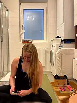 Annas G online show from January 10, 2026, 2:41 pm