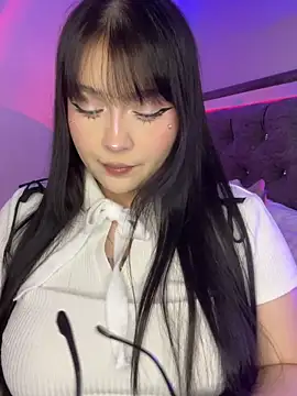 Daniela ruizz online show from January 7, 2026, 2:36 am