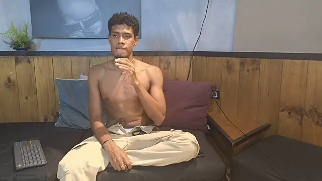 Snapshot of sweet__ethan chatting on December 16, 2025, 3:22 am sweet ethan online show from December 16, 2025, 3:22 am