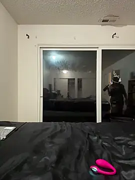 Lenaravenswood online show from February 22, 2026, 5:30 am