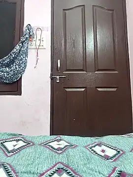 Ecyol online show from March 3, 2026, 7:42 pm