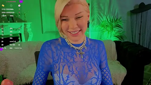 Lindsi Luvviv online show from April 13, 2026, 4:34 pm