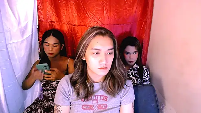 lil cummer69 online show from May 31, 2026, 2:24 pm