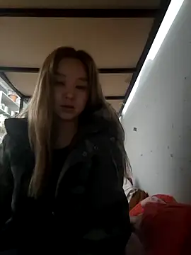 Snapshot of SherrylShaw chatting on December 18, 2025, 6:03 pm SherrylShaw online show from December 18, 2025, 6:03 pm