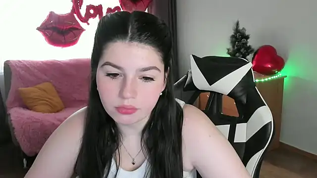 Snapshot of KisaModel chatting on April 2, 2026, 2:20 am KisaModel online show from April 2, 2026, 2:20 am