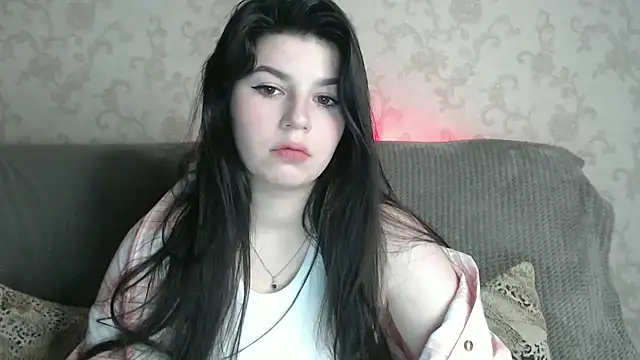 Snapshot of KisaModel chatting on April 6, 2026, 1:03 am KisaModel online show from April 6, 2026, 1:03 am