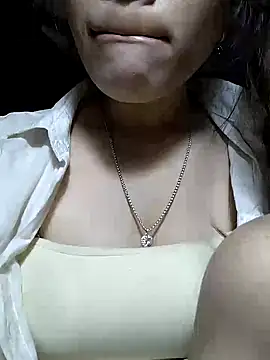 neko-nancy online show from April 15, 2026, 2:40 am