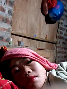 yana-zz online show from December 21, 2025, 8:38 pm