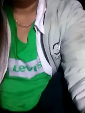 yana-zz online show from February 15, 2026, 4:14 pm