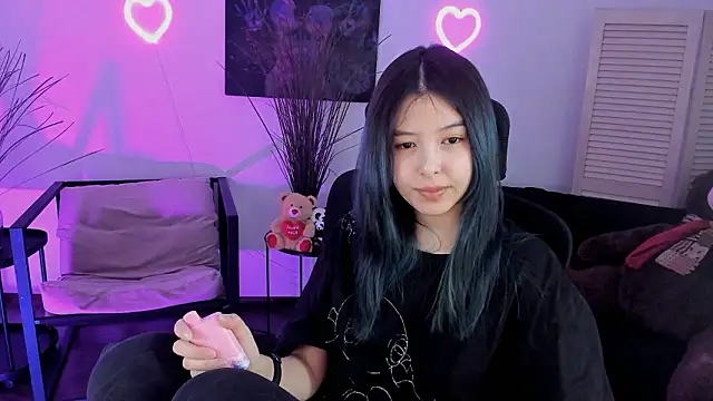 SirenMystiq online show from February 26, 2026, 10:20 pm