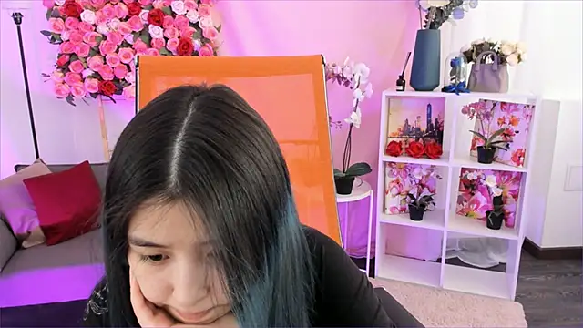 SirenMystiq online show from March 2, 2026, 8:10 am