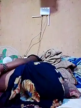 SEXY-NAIMA online show from March 4, 2026, 6:14 pm