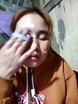 Snapshot of -myaa- chatting on February 3, 2026, 1:04 am -myaa- online show from February 3, 2026, 1:04 am