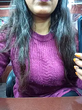 Hot-sexy101 online show from February 11, 2026, 1:16 pm