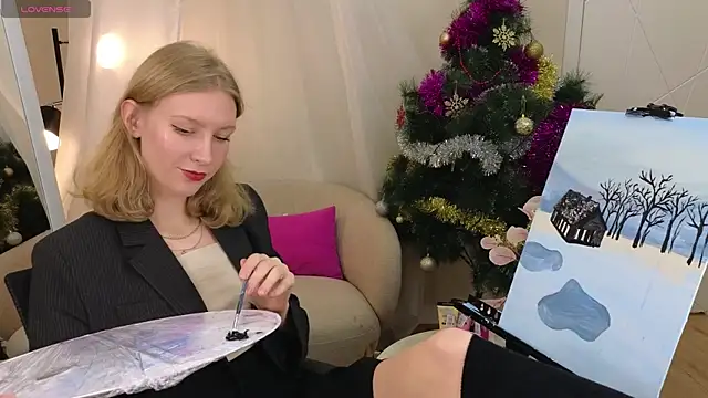 Snapshot of AsyaLumi chatting on December 16, 2025, 6:07 am AsyaLumi online show from December 16, 2025, 6:07 am