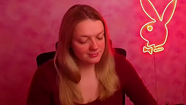 Snapshot of Samantha_Gloww chatting on December 16, 2025, 6:51 am Samantha Gloww online show from December 16, 2025, 6:51 am