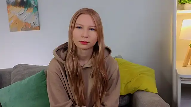 Snapshot of CorrieHighfield chatting on December 15, 2025, 12:48 am CorrieHighfield online show from December 15, 2025, 12:48 am