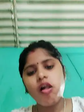 Snapshot of Cuple_masti72 chatting on July 7, 2026, 4:37 am Cuple masti72 online show from July 7, 2026, 4:37 am