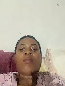 Snapshot of BellaSean chatting on April 3, 2026, 5:11 pm BellaSean online show from April 3, 2026, 5:11 pm