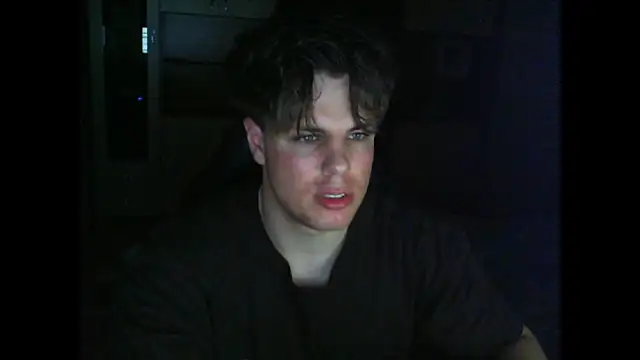 GymGuy0505 online show from April 3, 2026, 11:03 pm