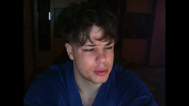 GymGuy0505 online show from April 7, 2026, 1:33 pm