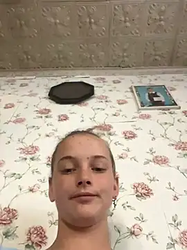 Snapshot of Barbika19 chatting on May 25, 2026, 10:32 am Barbika19 online show from May 25, 2026, 10:32 am