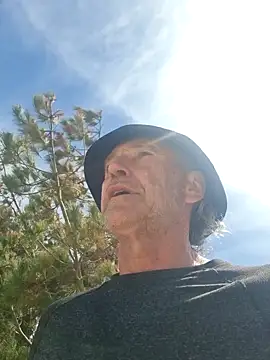 Andypie6 online show from February 8, 2026, 1:42 am