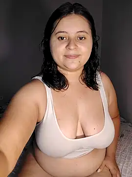 Snapshot of alexacurvy05 chatting on January 15, 2026, 9:29 pm alexacurvy05 online show from January 15, 2026, 9:29 pm