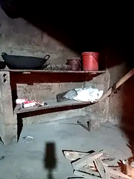 little-effy online show from February 18, 2026, 10:39 pm