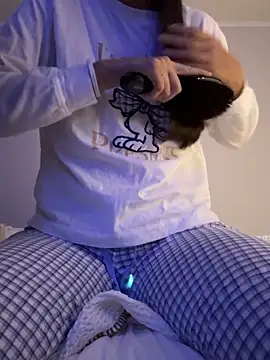 soykittyy444 online show from May 17, 2026, 12:52 am