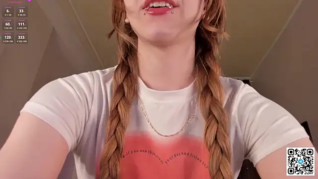 Snapshot of EmmaPratt chatting on March 1, 2026, 12:34 am EmmaPratt online show from March 1, 2026, 12:34 am