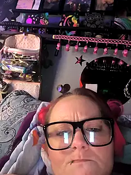 MidnightSeducerxh online show from February 5, 2026, 11:04 am