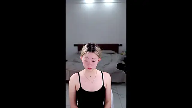 dali83 online show from December 14, 2025, 8:20 am