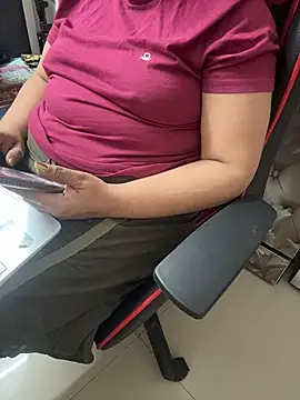 Snapshot of butterflyslay chatting on March 29, 2026, 8:42 pm butterflyslay online show from March 29, 2026, 8:42 pm