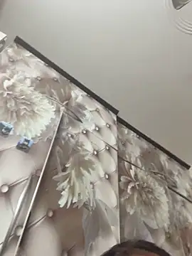 Snapshot of butterflyslay chatting on April 7, 2026, 3:56 pm butterflyslay online show from April 7, 2026, 3:56 pm