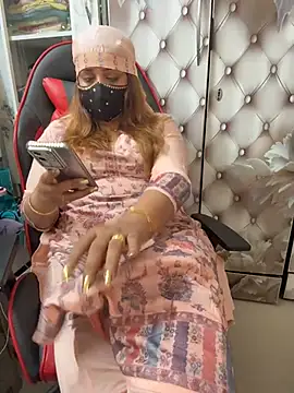 Snapshot of butterflyslay chatting on April 11, 2026, 9:02 am butterflyslay online show from April 11, 2026, 9:02 am