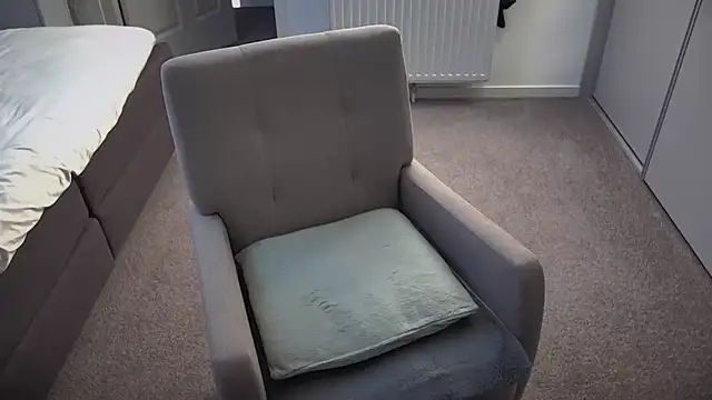 Snapshot of Dutchamber38 chatting on January 13, 2025, 1:39 pm Dutchamber38 online show from January 13, 2025, 1:39 pm