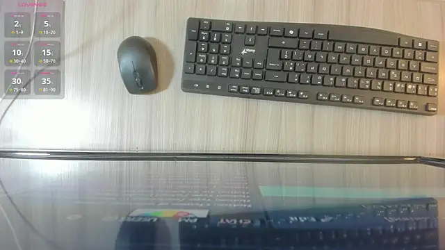 Snapshot of JEENIVEE_DS chatting on December 21, 2025, 1:46 am JEENIVEE DS online show from December 21, 2025, 1:46 am