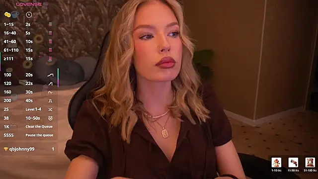 Snapshot of MollyyMayy chatting on May 25, 2026, 1:55 am MollyyMayy online show from May 25, 2026, 1:55 am