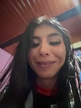 Snapshot of anny__2 chatting on December 15, 2025, 4:06 am anny 2 online show from December 15, 2025, 4:06 am