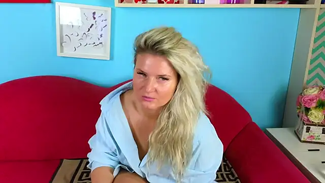 Snapshot of Annie_Joya chatting on December 16, 2025, 5:34 am Annie Joya online show from December 16, 2025, 5:34 am