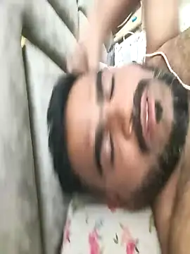 Snapshot of the_7inch_guy chatting on December 16, 2025, 6:13 pm the 7inch guy online show from December 16, 2025, 6:13 pm