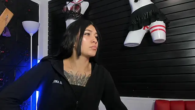 MiaFox 03 online show from February 11, 2026, 2:33 pm